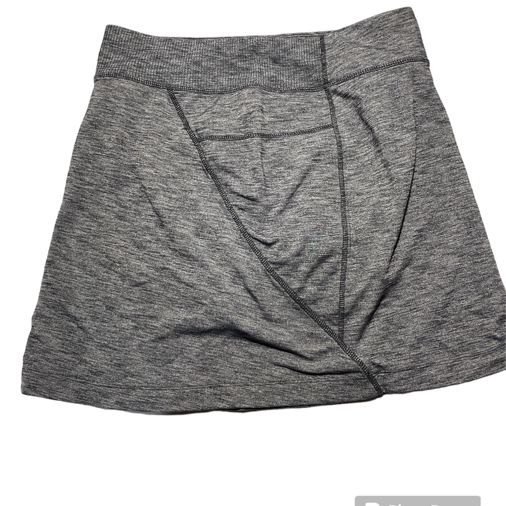 Athleta Excursion Skort Size M - Picture 3 of 8